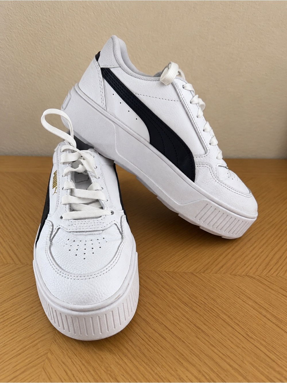 PUMA Karmen Rebelle White/Black Platform Sneakers - Size: 6